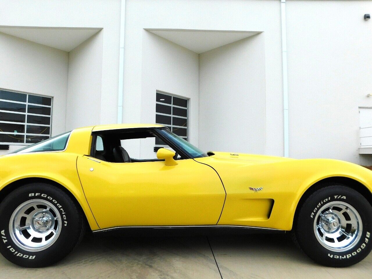 Chevrolet-Corvette-1978-10