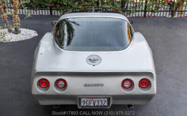 Chevrolet-Corvette-1978-10