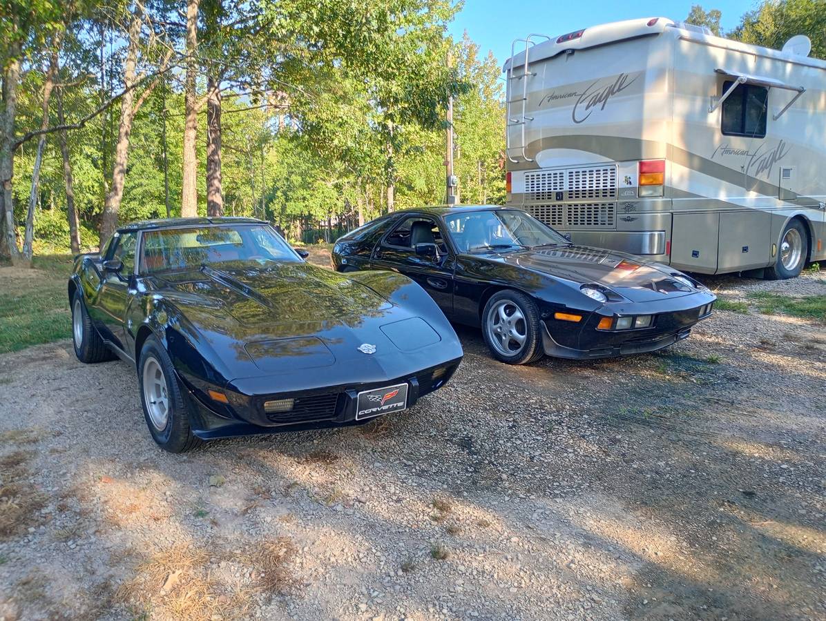 Chevrolet-Corvette-1978-13