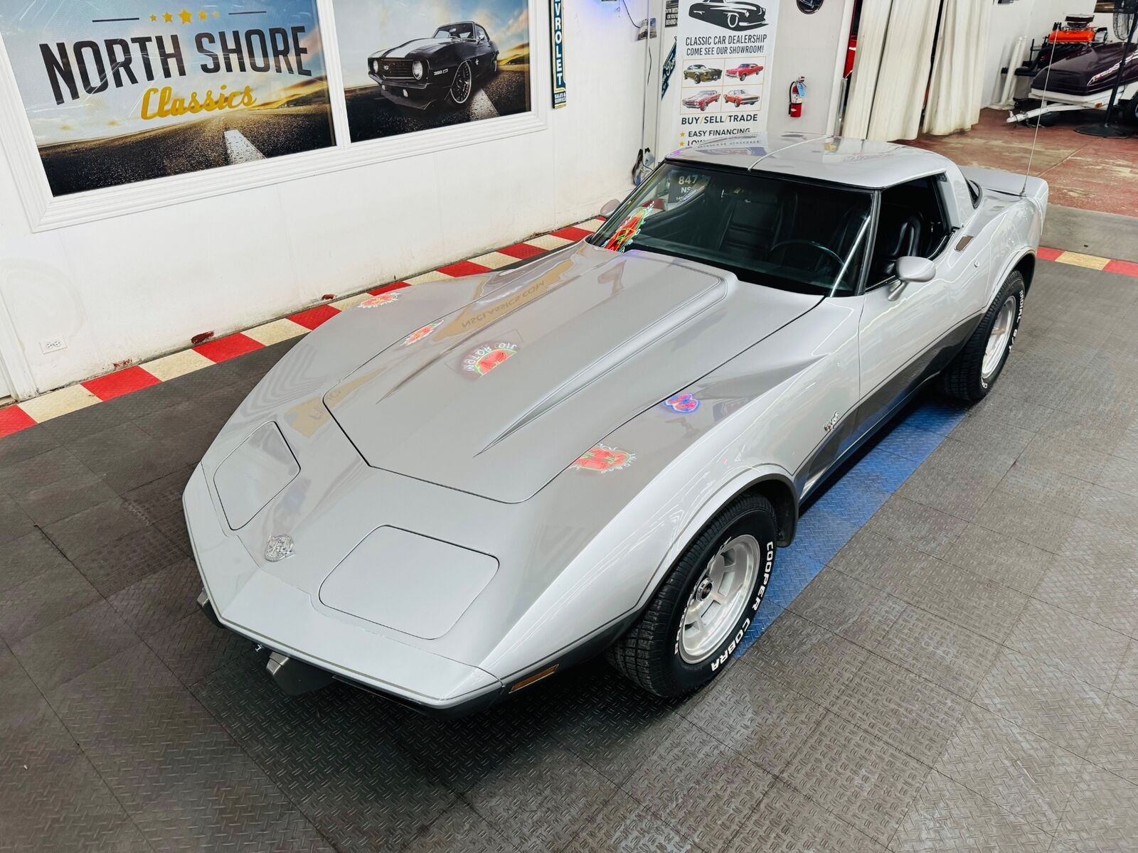 Chevrolet-Corvette-1978-26