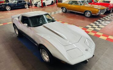 Chevrolet-Corvette-1978-28