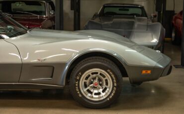 Chevrolet-Corvette-1978-3