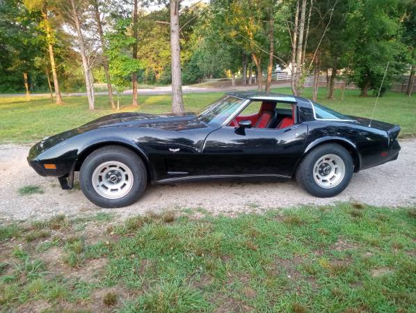 Chevrolet-Corvette-1978-6