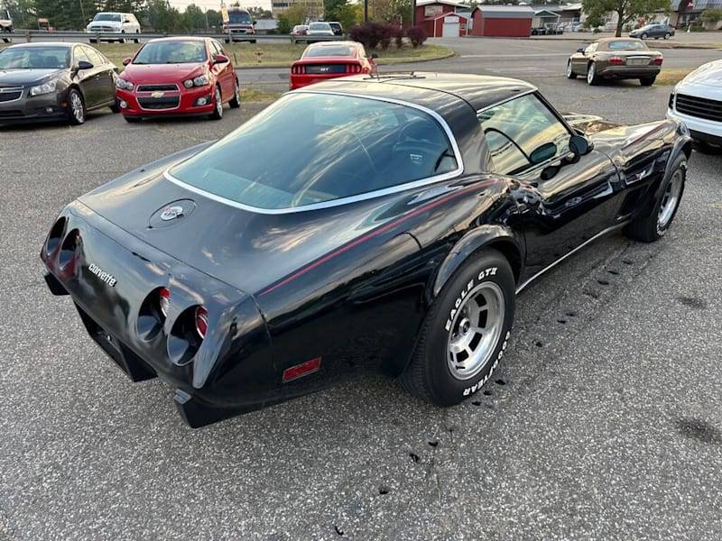 Chevrolet-Corvette-1978-7