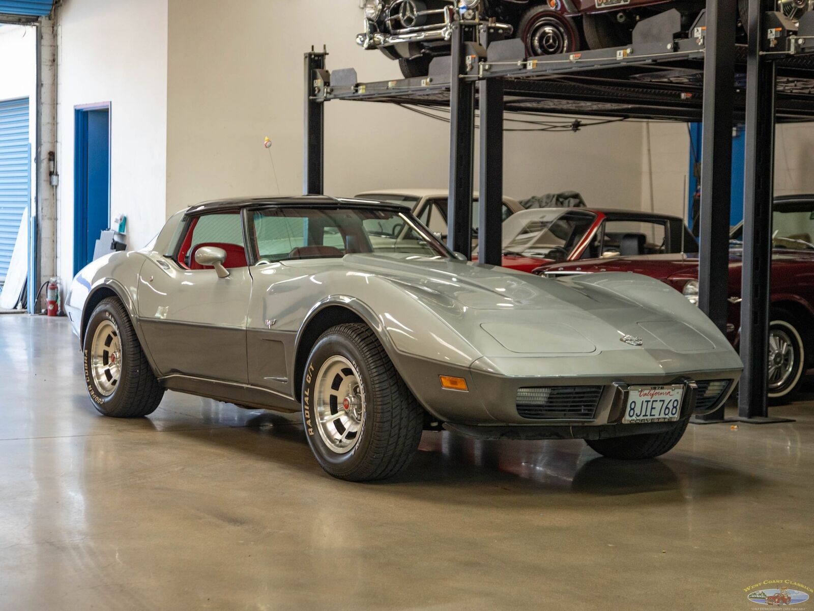 Chevrolet-Corvette-1978-9