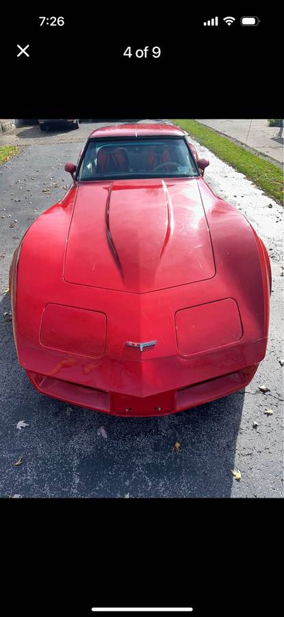 Chevrolet-Corvette-1980-3