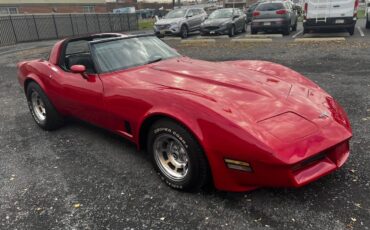 Chevrolet-Corvette-1980-4