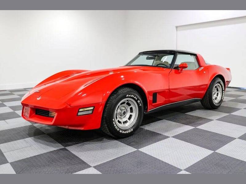 Chevrolet-Corvette-1980-4