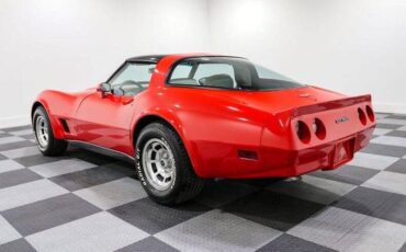 Chevrolet-Corvette-1980-7