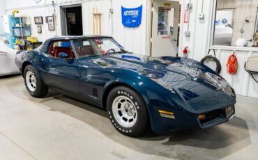 Chevrolet-Corvette-1981