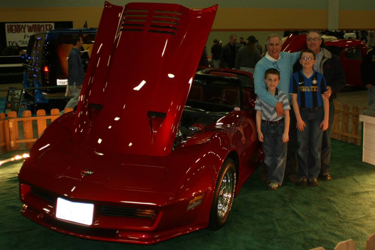 Chevrolet-Corvette-1982-7