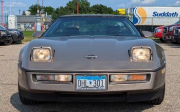 Chevrolet-Corvette-1984-2