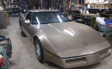 Chevrolet-Corvette-1985-1