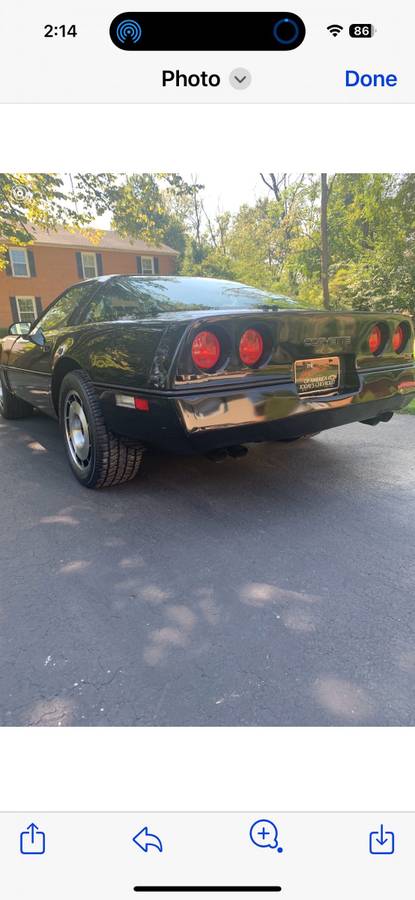 Chevrolet-Corvette-1985-6