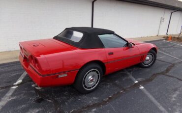 Chevrolet-Corvette-1986-1