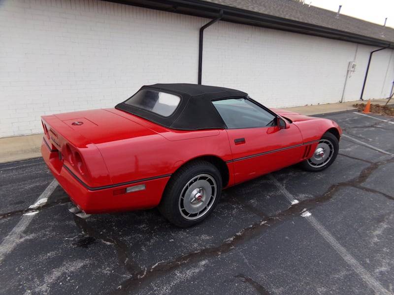 Chevrolet-Corvette-1986-1