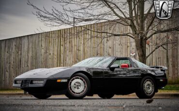 Chevrolet-Corvette-1986-2