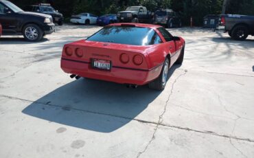 Chevrolet-Corvette-1986-3