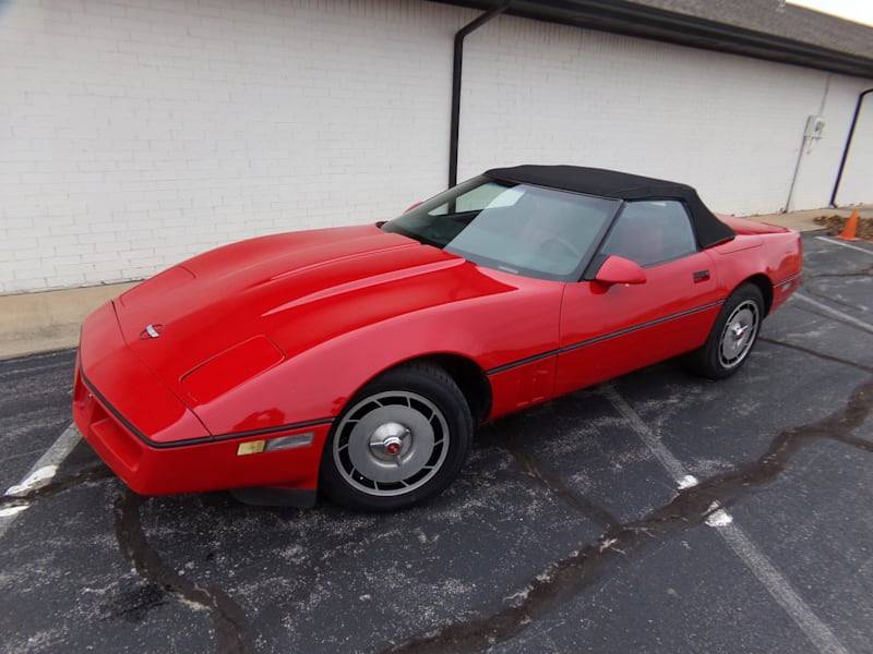 Chevrolet-Corvette-1986-5