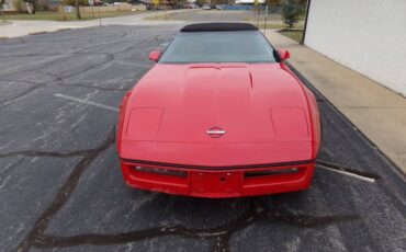 Chevrolet-Corvette-1986-6