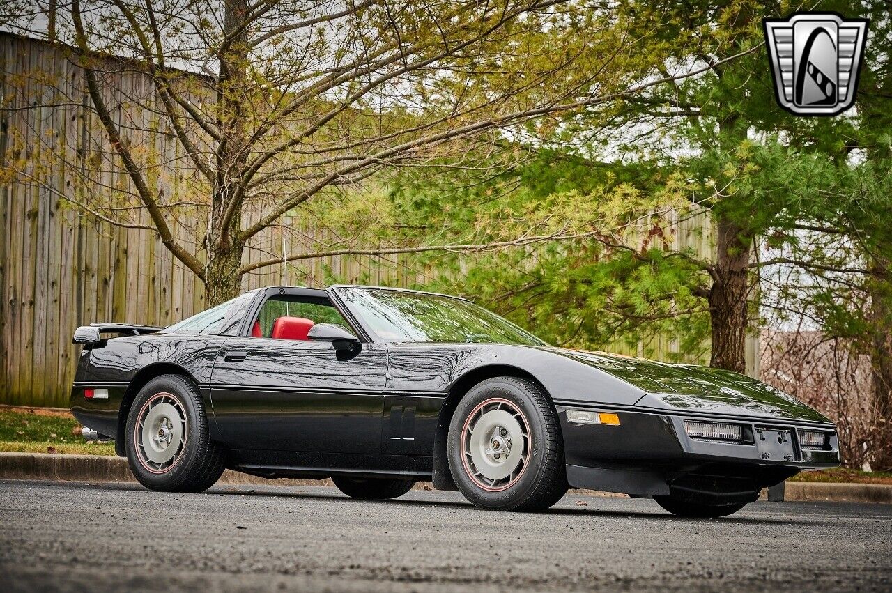 Chevrolet-Corvette-1986-8