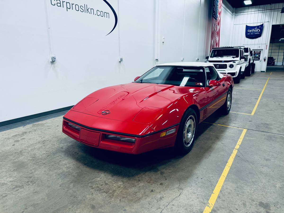 Chevrolet-Corvette-1987-2