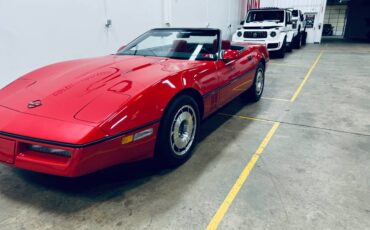 Chevrolet-Corvette-1987-20