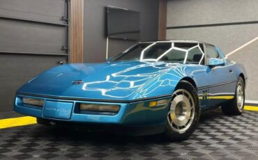 Chevrolet-Corvette-1987-4