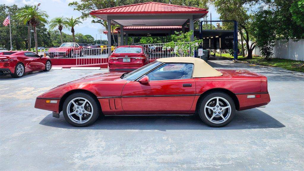 Chevrolet-Corvette-1988-12