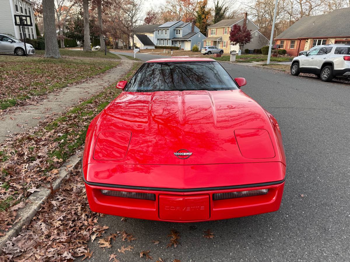 Chevrolet-Corvette-1988-15