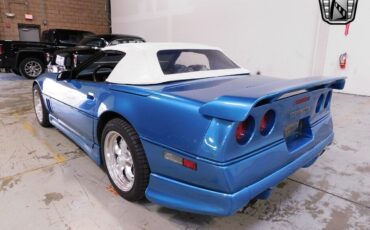 Chevrolet-Corvette-1988-2