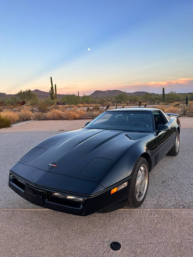 Chevrolet-Corvette-1989-1