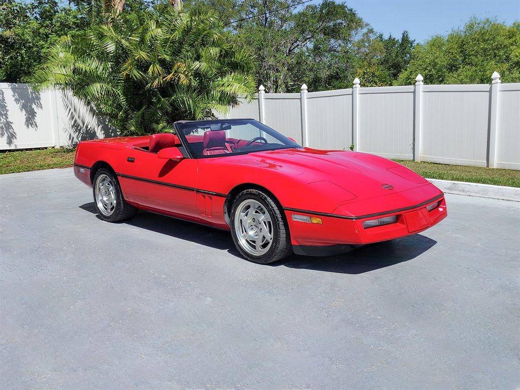 Chevrolet-Corvette-1990-1