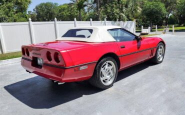 Chevrolet-Corvette-1990-15