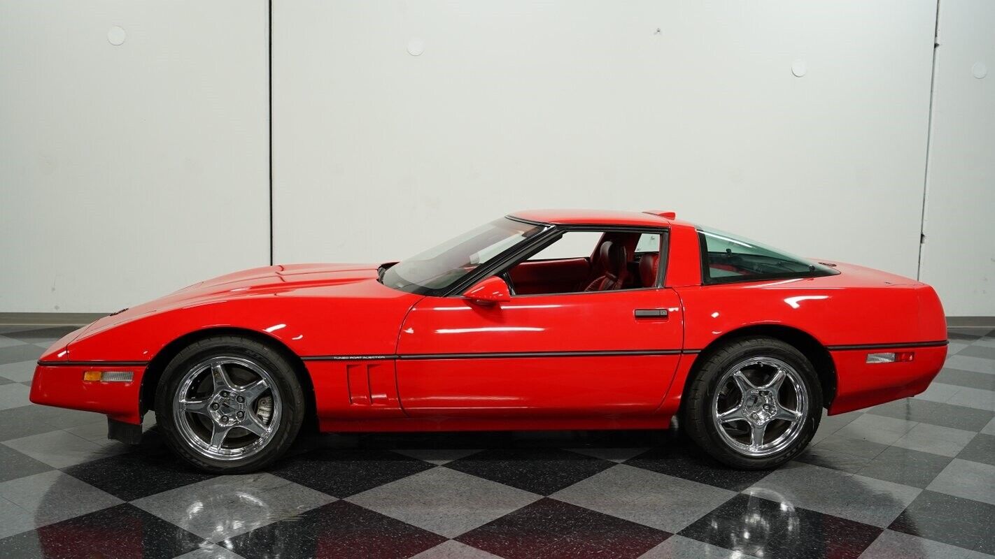 Chevrolet-Corvette-1990-2