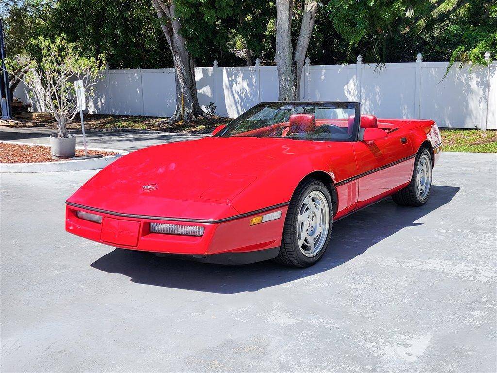 Chevrolet-Corvette-1990-3