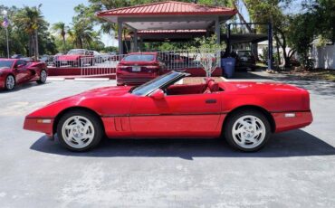 Chevrolet-Corvette-1990-4