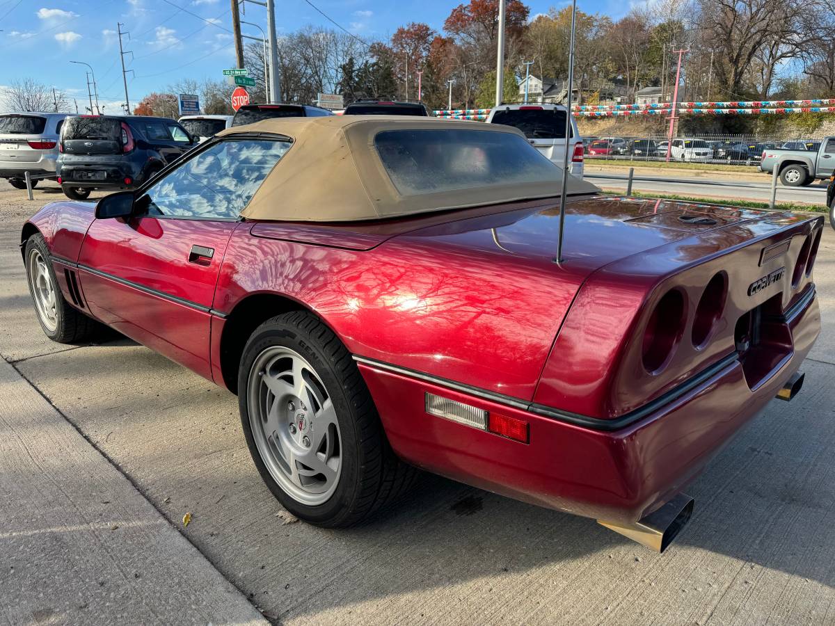 Chevrolet-Corvette-1990-4