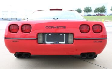 Chevrolet-Corvette-1990-5