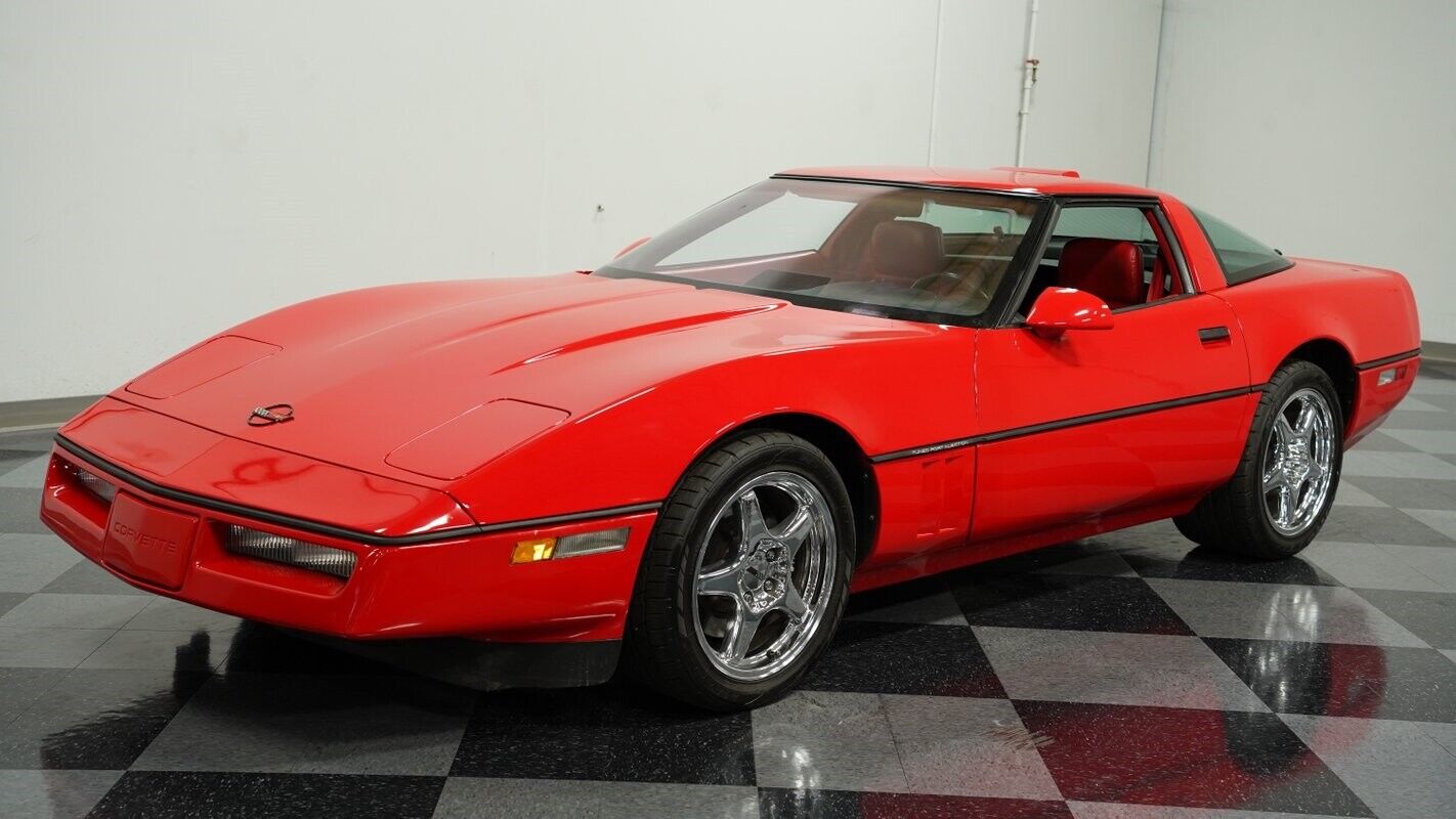 Chevrolet-Corvette-1990-5