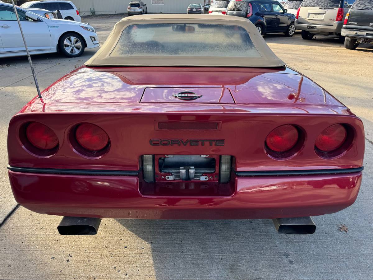 Chevrolet-Corvette-1990-5