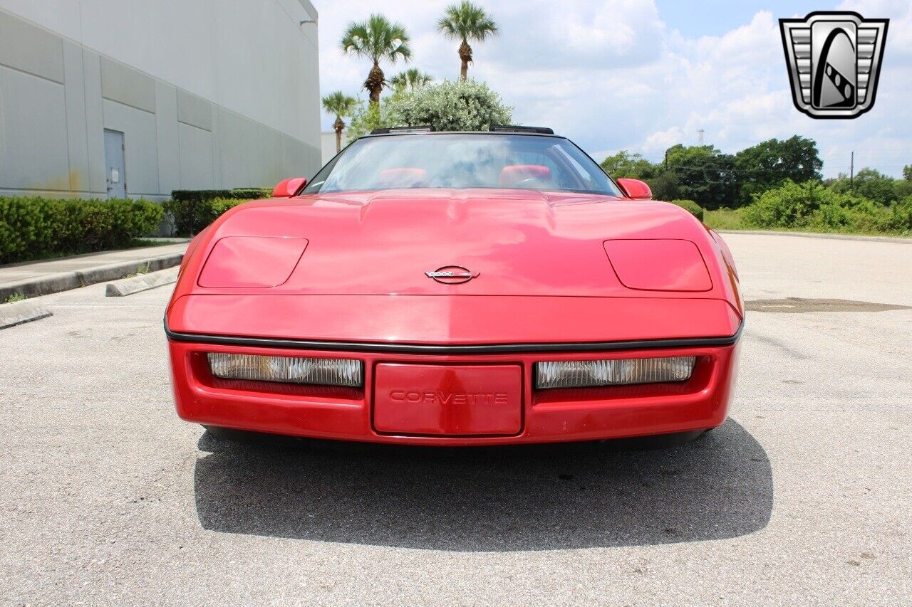 Chevrolet-Corvette-1990-7