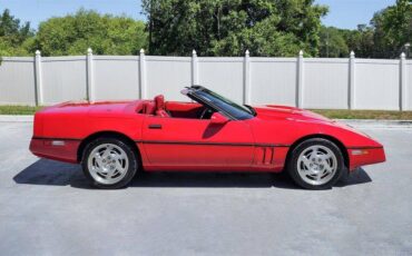 Chevrolet-Corvette-1990-8