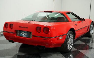 Chevrolet-Corvette-1990-9