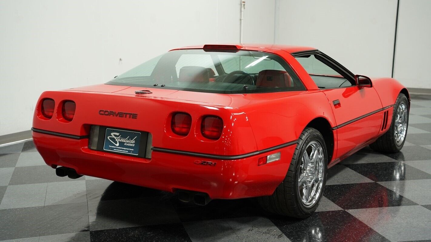 Chevrolet-Corvette-1990-9