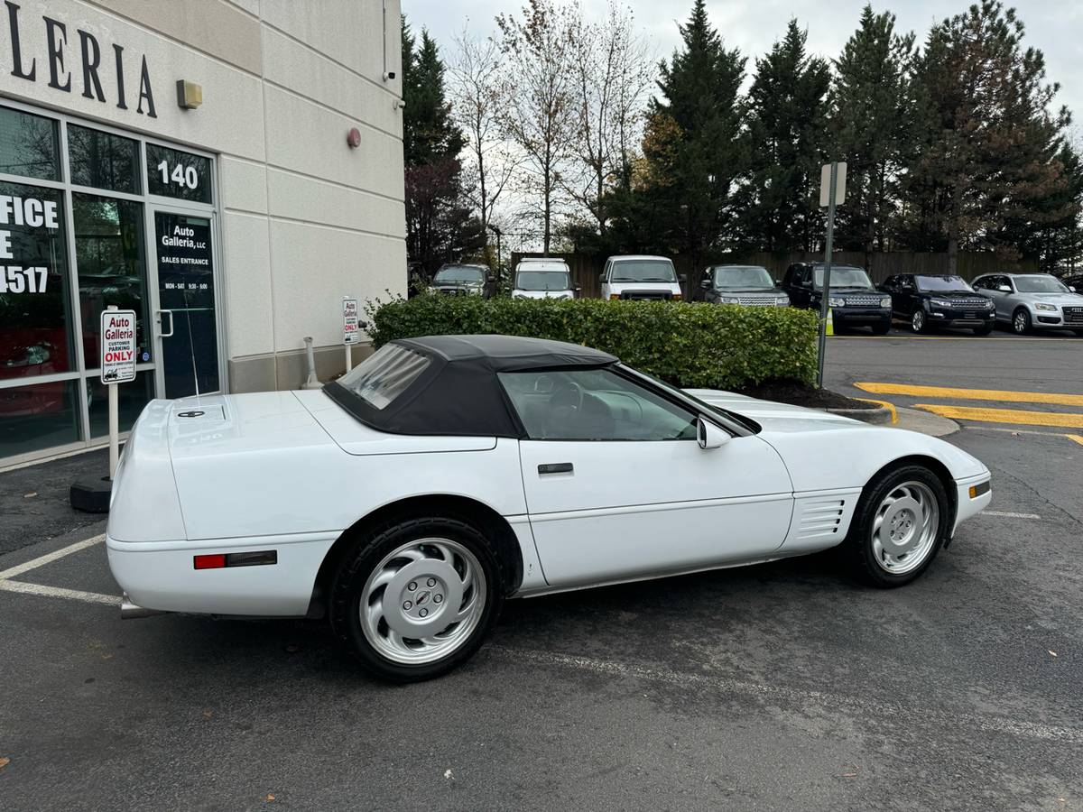 Chevrolet-Corvette-1991-16