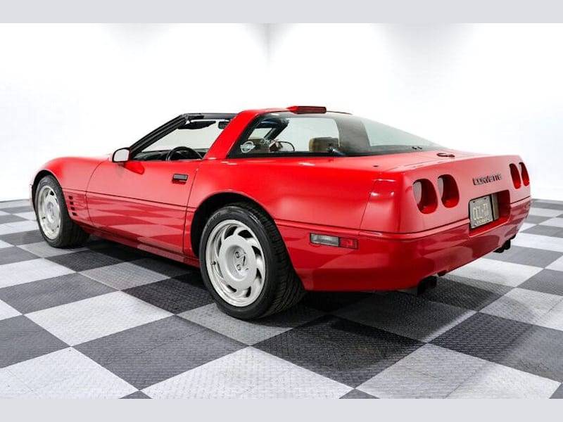 Chevrolet-Corvette-1991-22