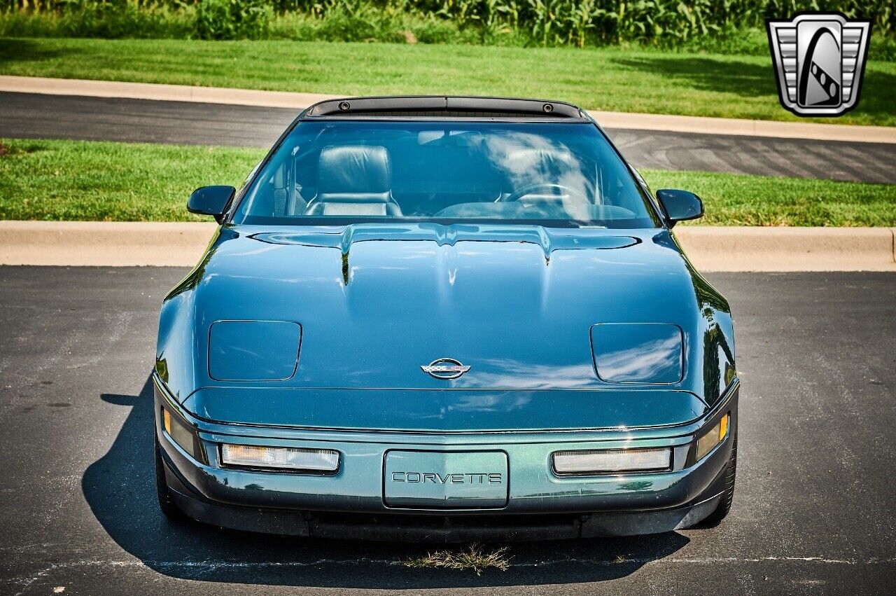 Chevrolet-Corvette-1991-9