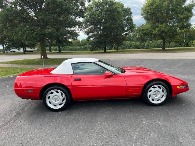 Chevrolet-Corvette-1992-15