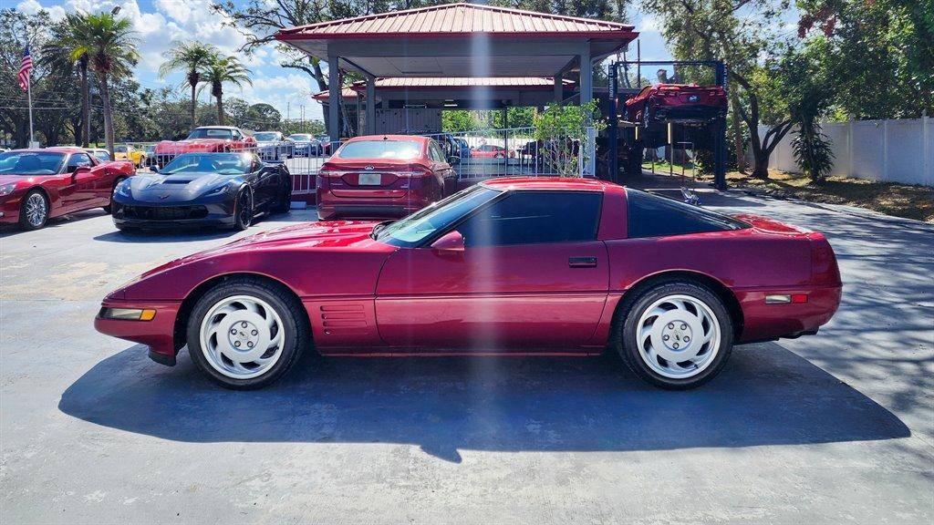 Chevrolet-Corvette-1992-4